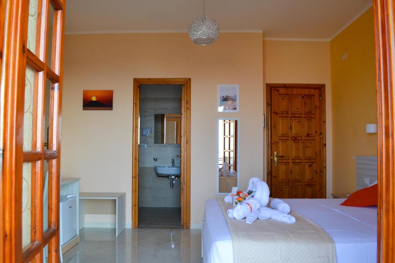 Le Twins -Bed And Breakfast Tropea Buitenkant foto