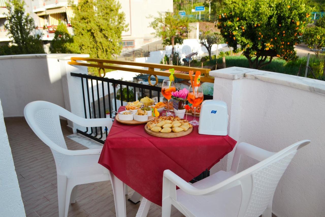 Le Twins -Bed And Breakfast Tropea Buitenkant foto
