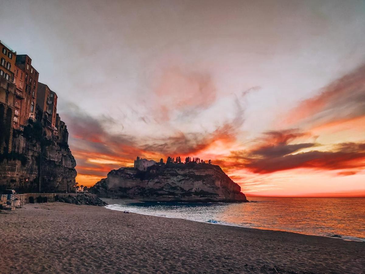 Le Twins -Bed And Breakfast Tropea Buitenkant foto